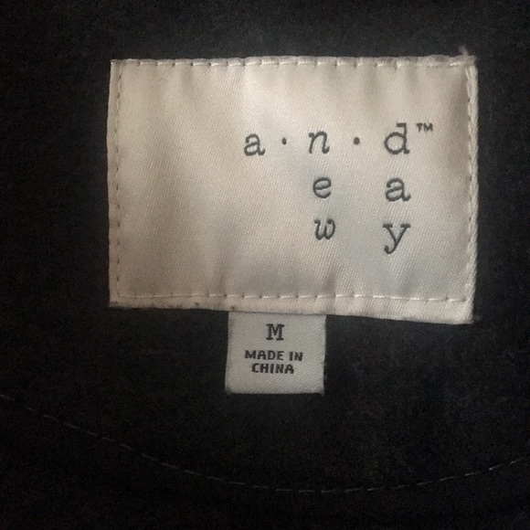 A New Day Gray Coat! - Picture 4 of 4